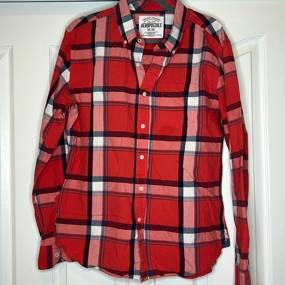 NWOT - Aeropostale Red Plaid Collared Long Sleeve Button Down Shirt Adult Size M